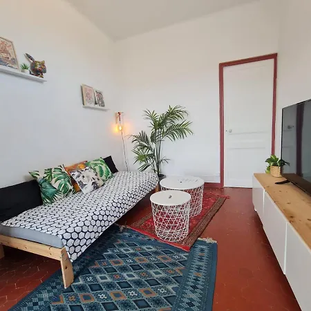 T2 - 35m2 - Coin Terrasse - Parking Facile - Wifi Apartment Toulon