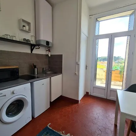 Διαμέρισμα T2 - 35m2 - Coin Terrasse - Parking Facile - Wifi *